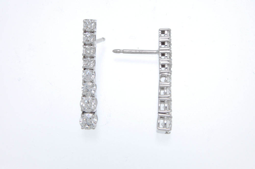 Gold and brilliant-cut diamonds earrings